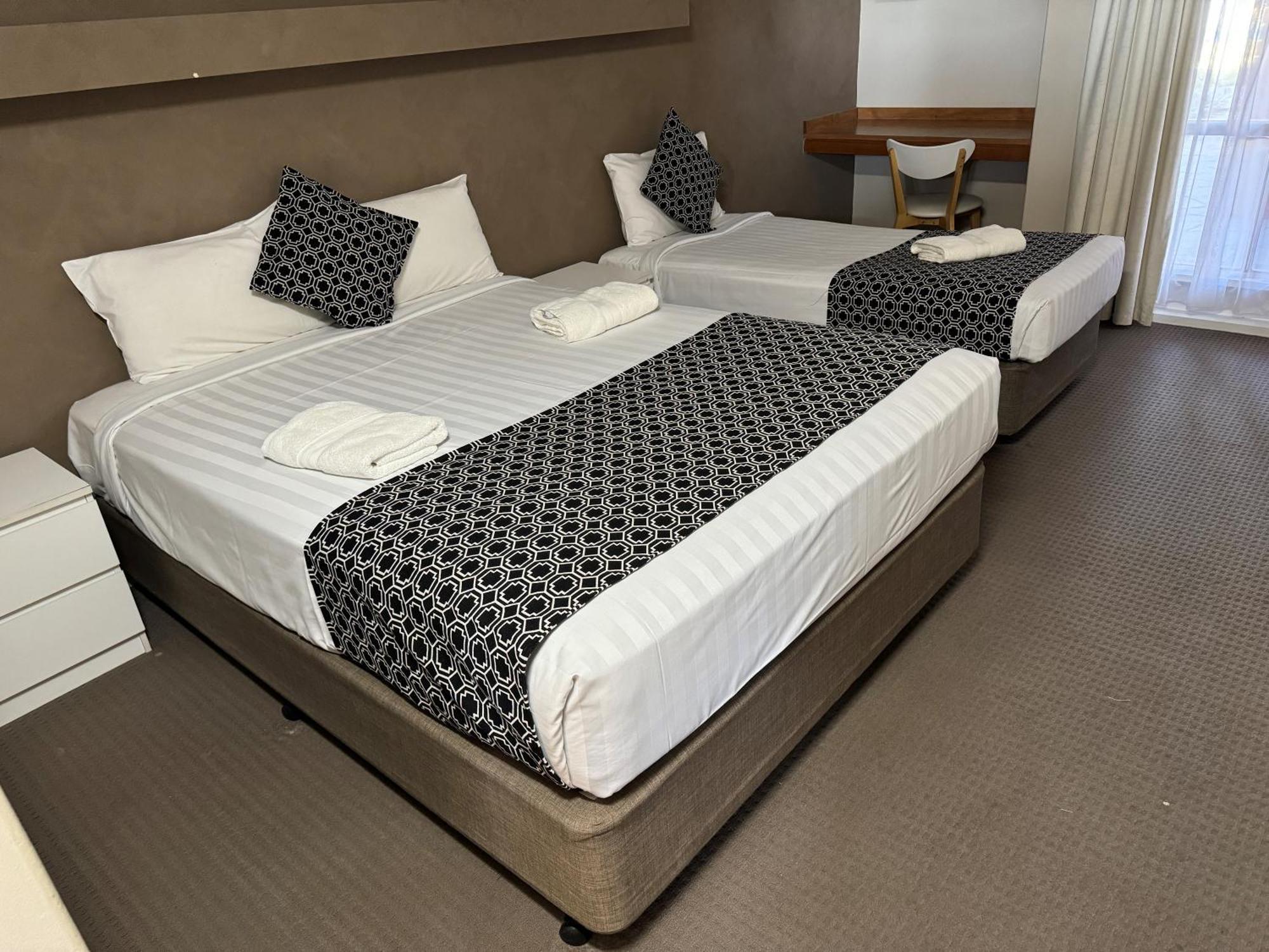 Mid City Plantation Motel Mildura Extérieur photo