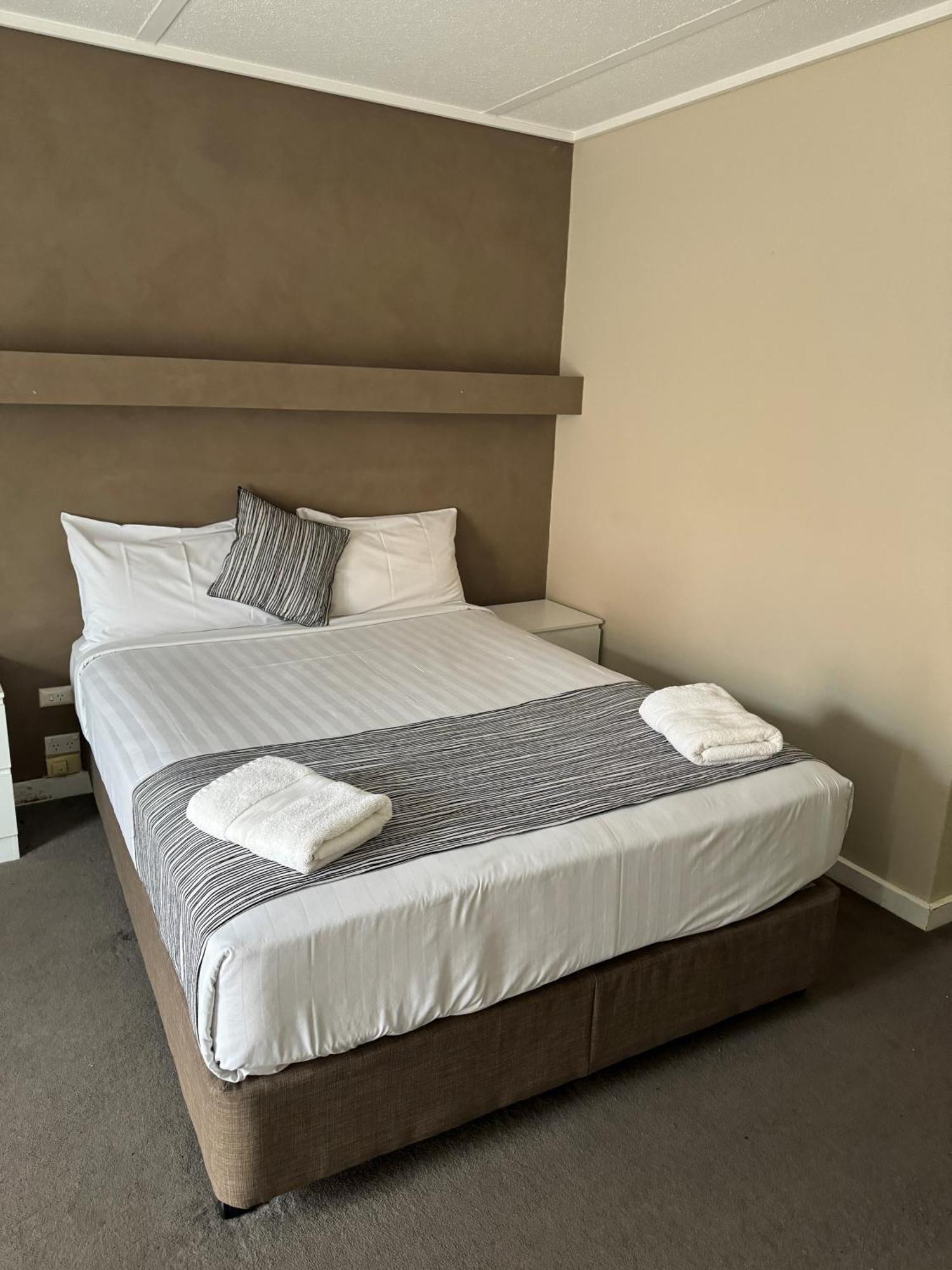 Mid City Plantation Motel Mildura Extérieur photo